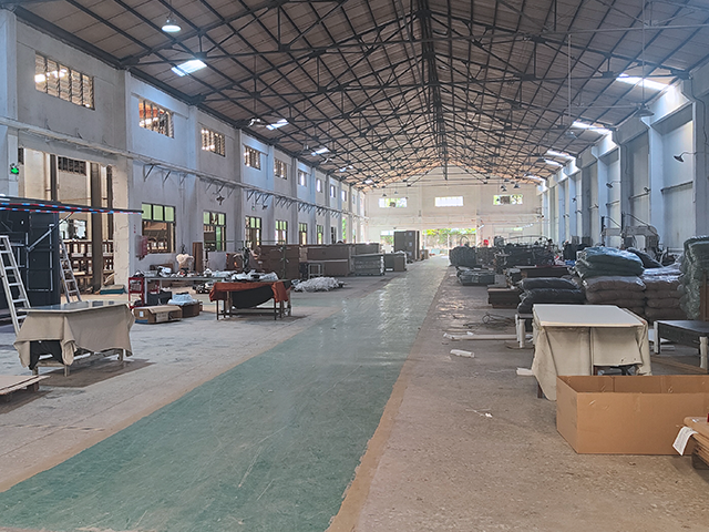 Outdoor furniture aluminum frame manufacturing workshop