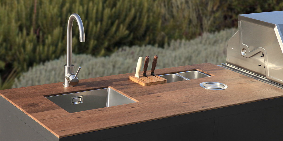 Custom Aluminum Modular Outdoor Kitchen (KC-16)
