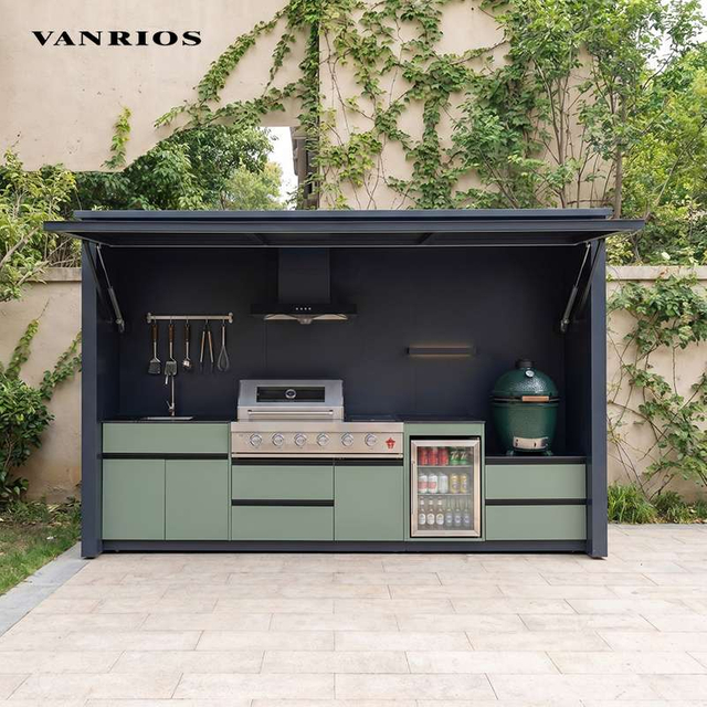 Electric Hydraulic Motorized Enclosure Dual Gas and Ceramic Grill Outdoor Kitchen Station